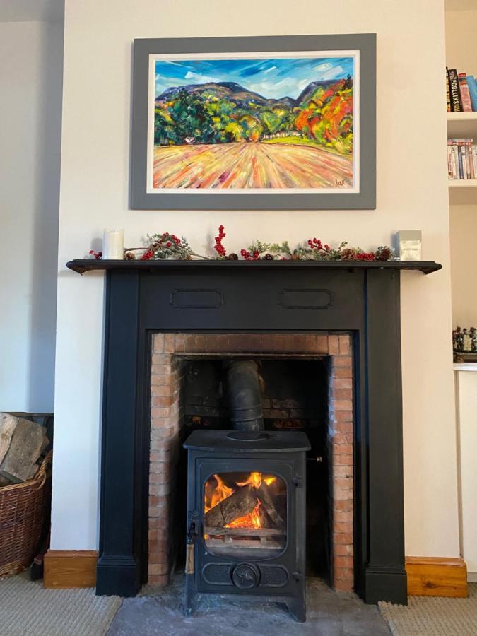 Spacious Cottage - Walk To Crieff Exterior foto